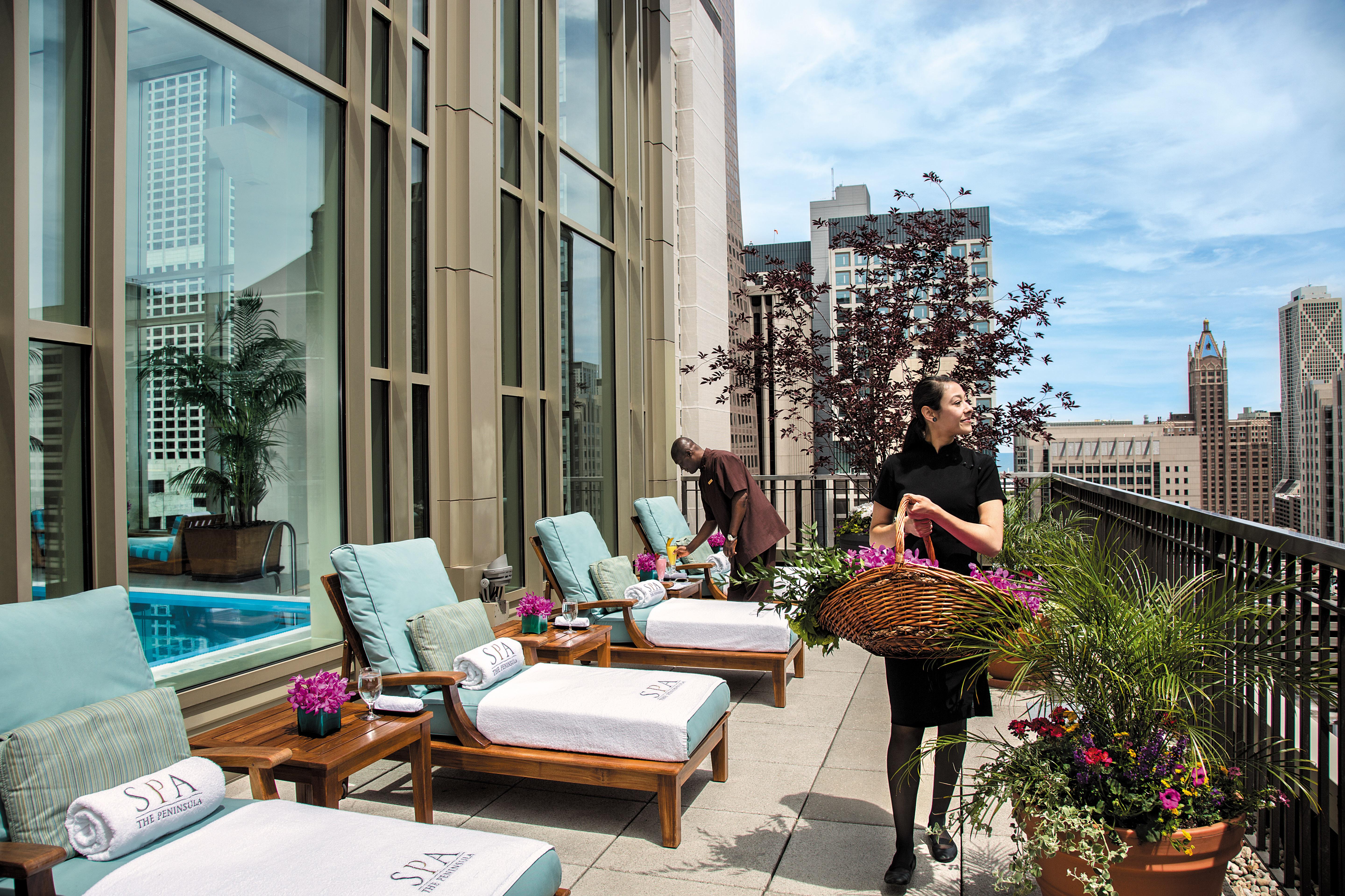 The Peninsula Chicago Hotel Exterior photo